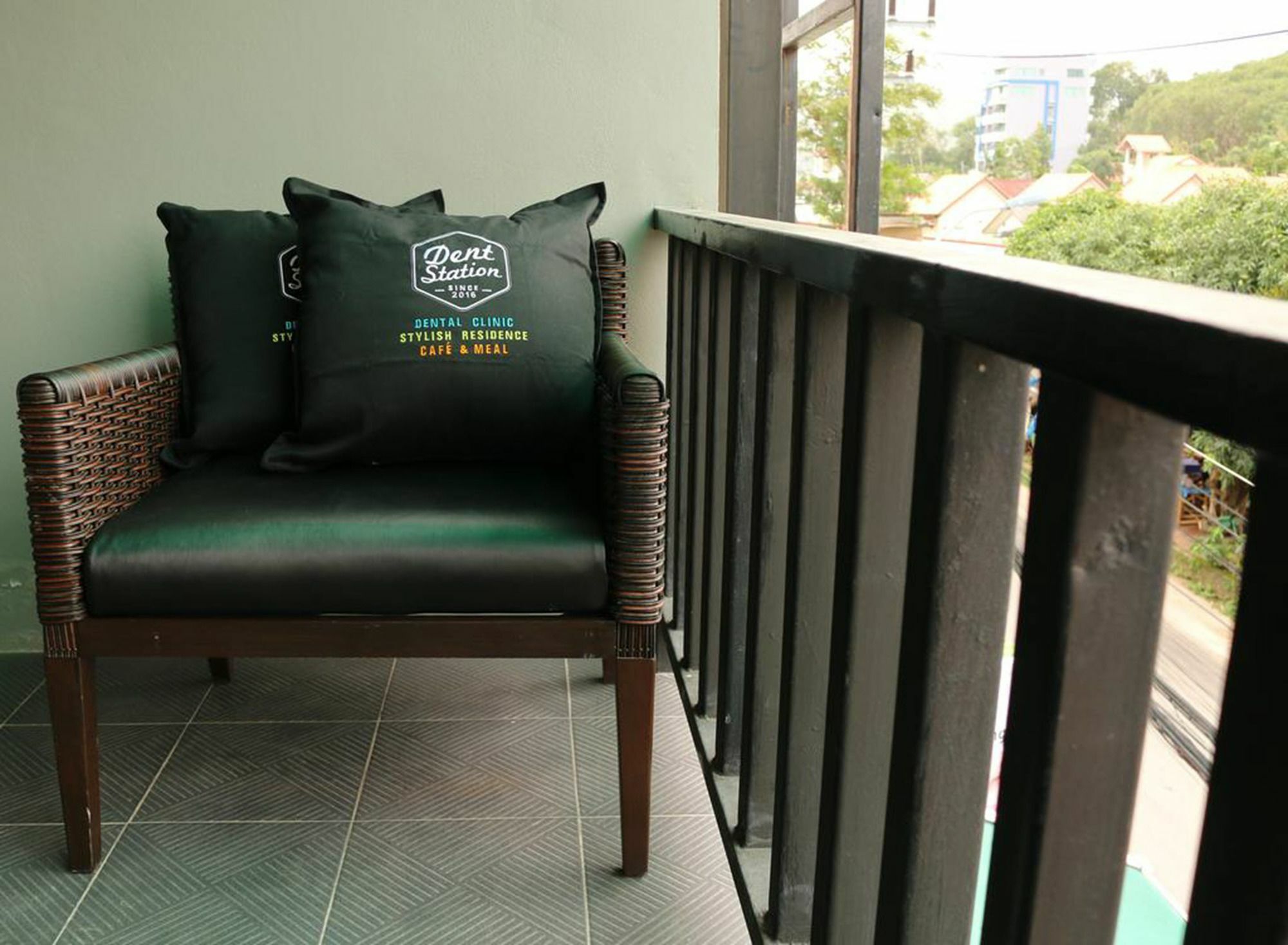 Dent Station Resident Hotel Phuket Exterior photo